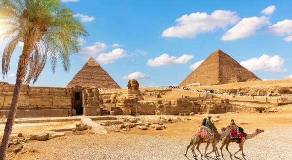از آن به عنوان "هرم خوفو" و "هرم خئوپس" نیز یاد می شود.