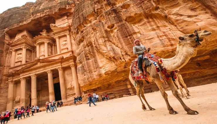 چطور سفر به مکان‌ های تاریخی جهان می‌تواند دیدگاه ما را تغییر دهد؟