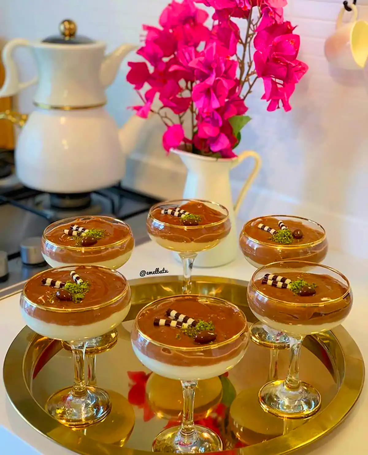 دسر لیوانی مجلسی