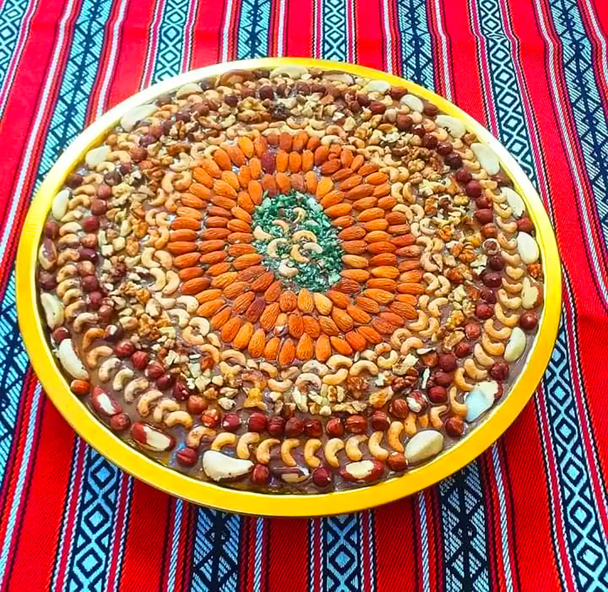 دیزاین آجیل شب یلدایی عروس