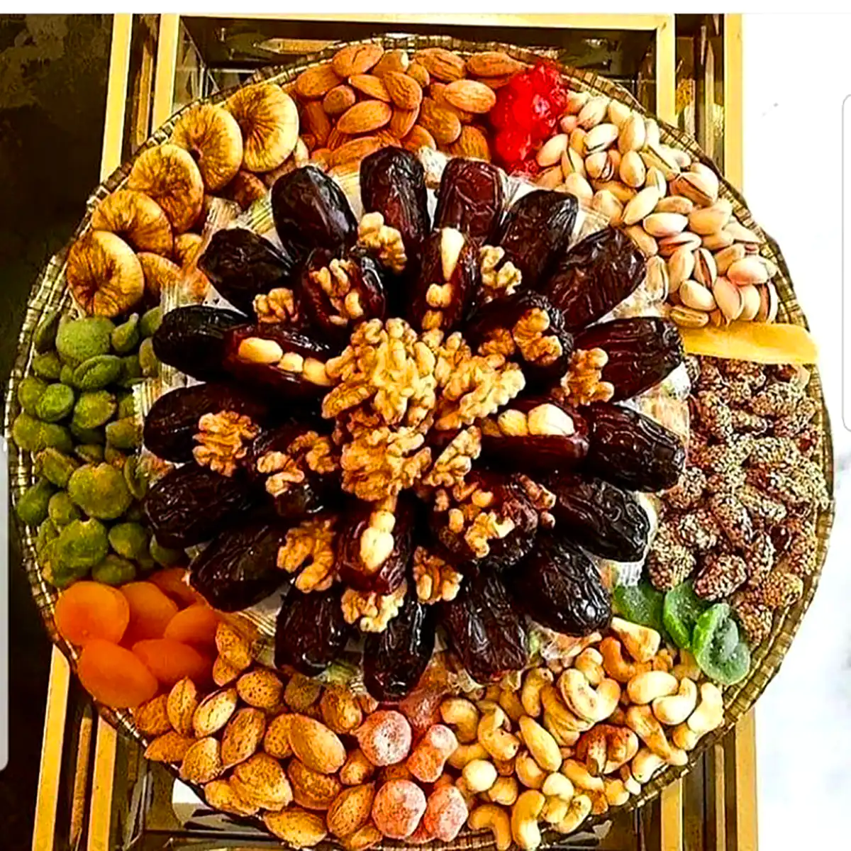 تزیین حرفه ای خرما مجلسی 