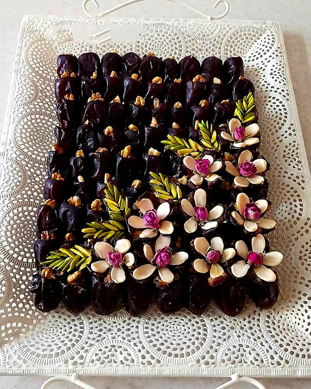 تزیین حرفه ای خرما مجلسی 