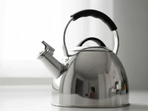از بین بردن رسوب کتری با نوشابه