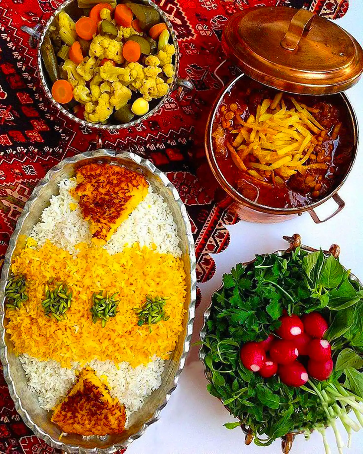 دیزاین پلو زعفرانی