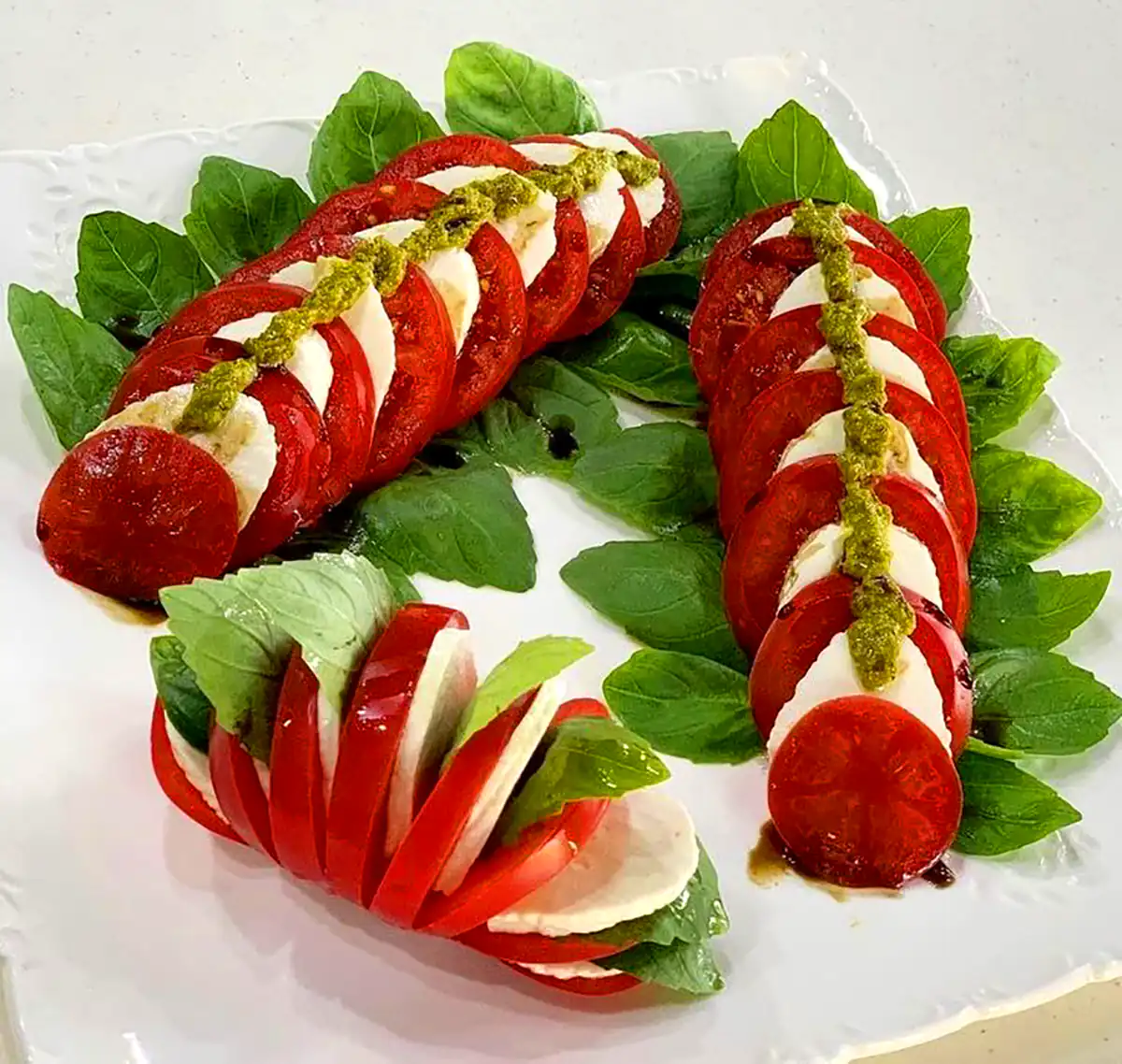 سرو گوجه خیار صبحانه